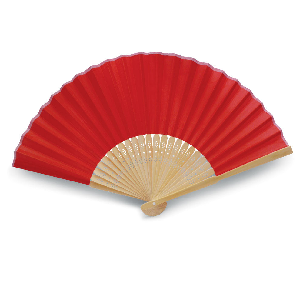 Éventails en tissu rouge et bambou